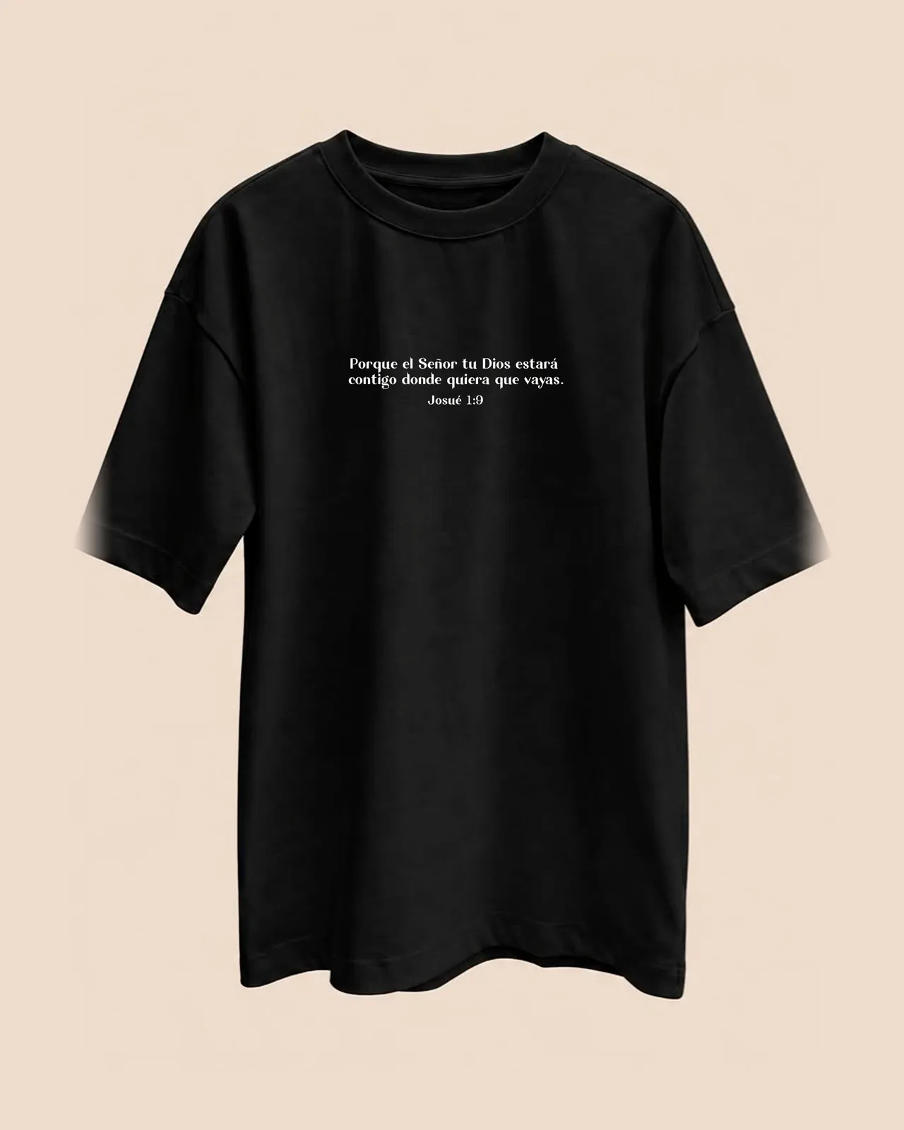Camiseta No tengas miedo, color negra, vista de frente